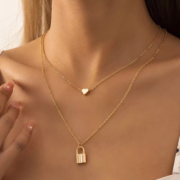 NEW 18K GOLD MULTI LAYERED HEART LOCK PENDANT NECKLACE - Picture 2 of 8